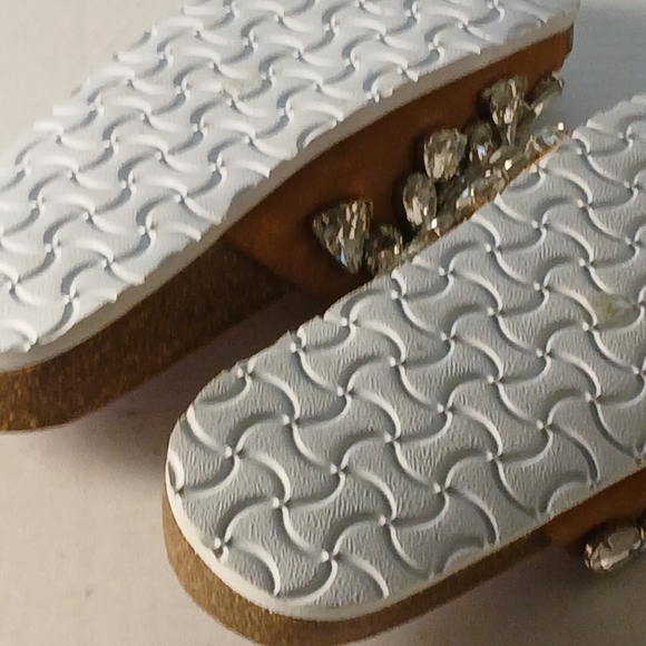 Jeffrey Campbell Tan Sandals with Silver Embellishments - Picture 8 of 8